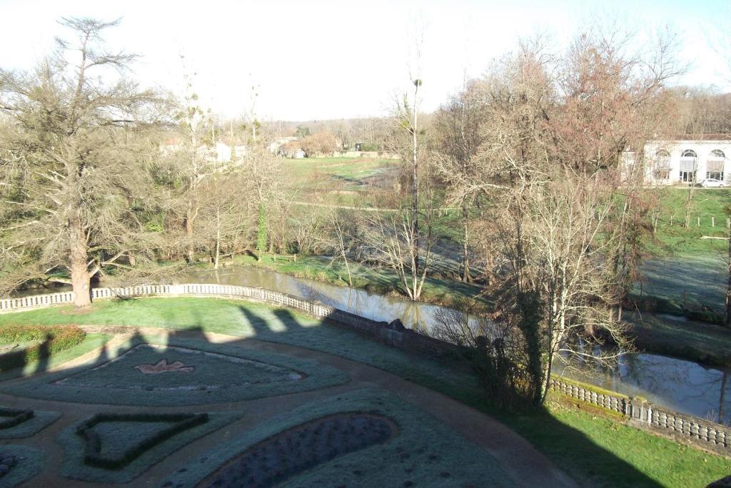 Chateau-Hotel De Nieuil Eksteriør bilde