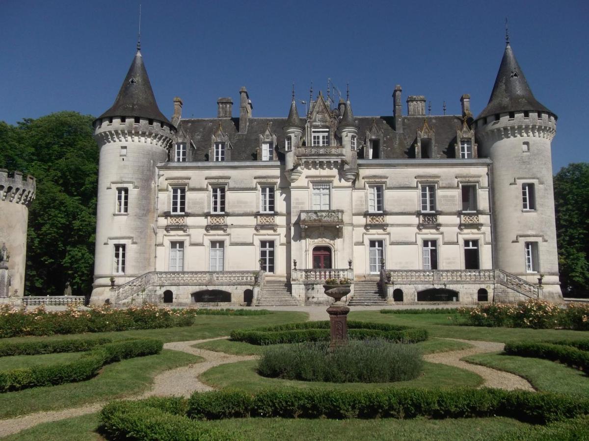 Chateau-Hotel De Nieuil Eksteriør bilde